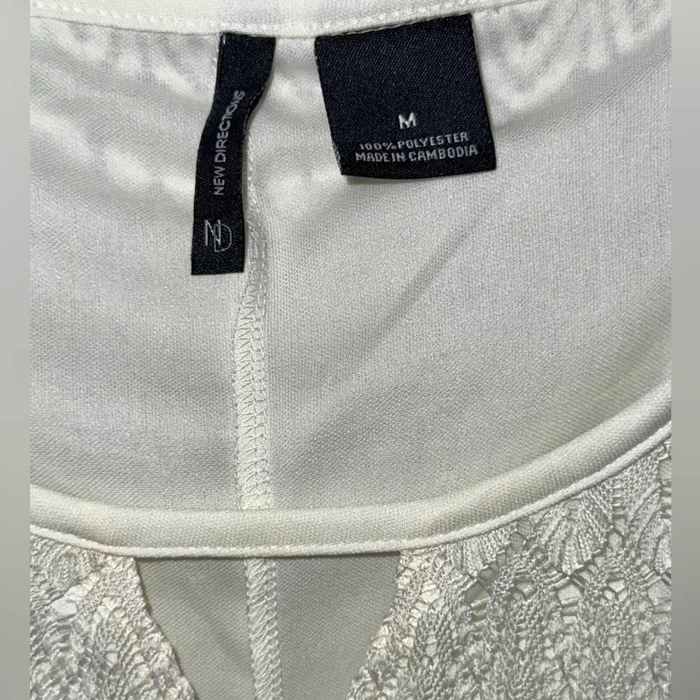 New Directions Swing Style 3/4 Sleeve Blouse, Size Medium - Picture 4 of 4